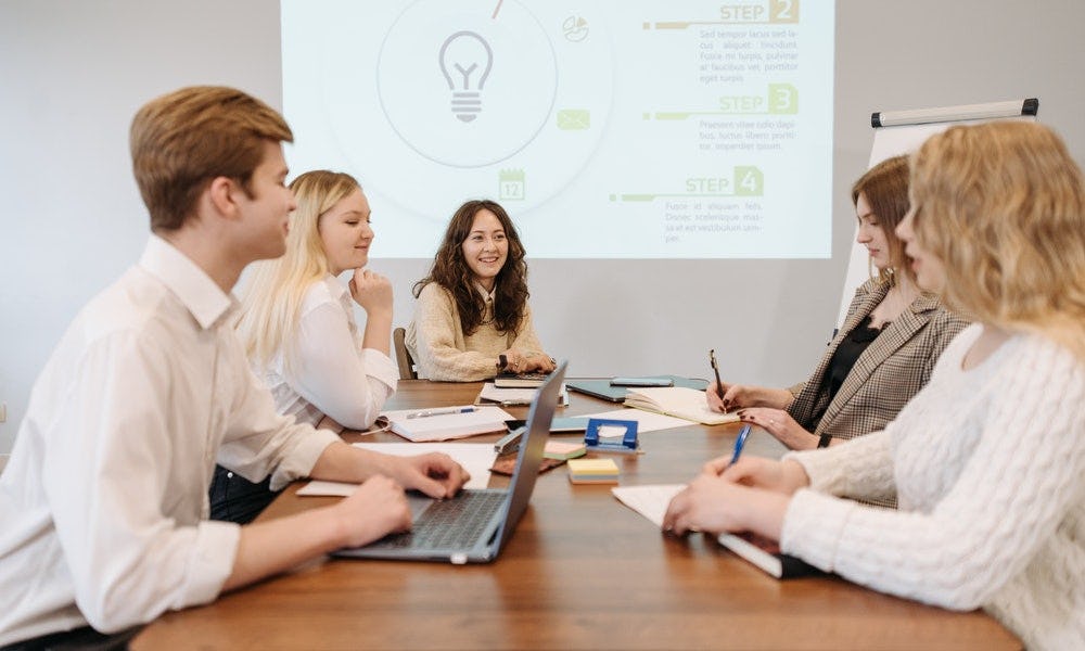 creando estrategias de búsqueda