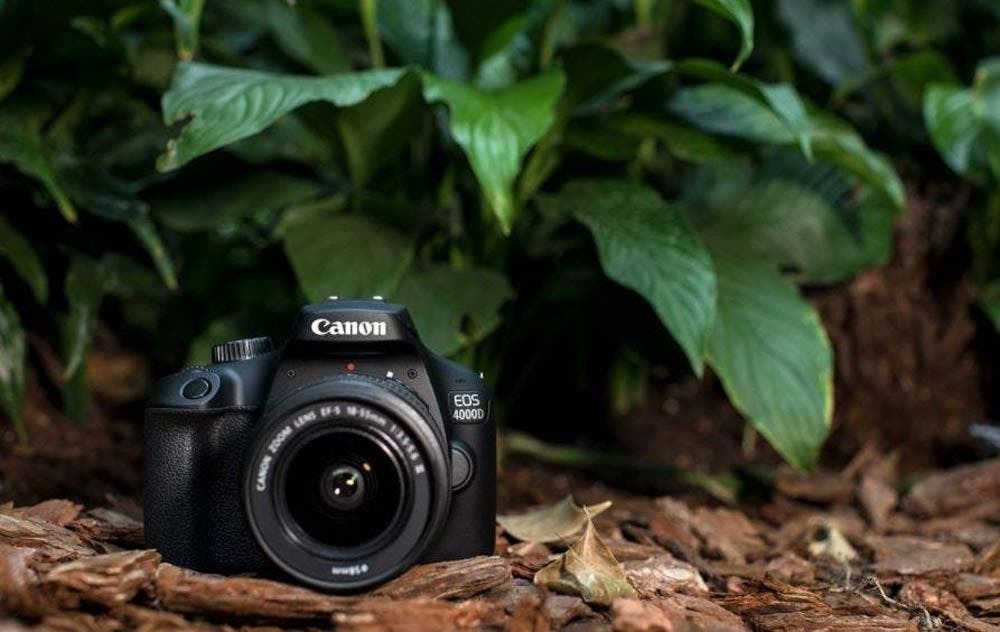 cámara Canon EOS 4000D