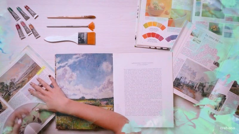 Persona trabajando con ilustración botánica