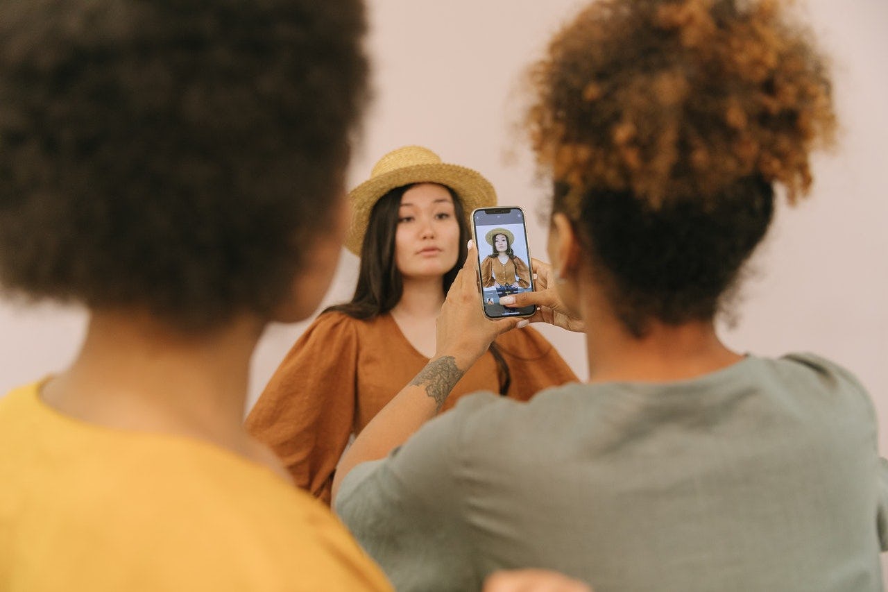 fotografías para redes sociales para la gestión y el marketing de moda