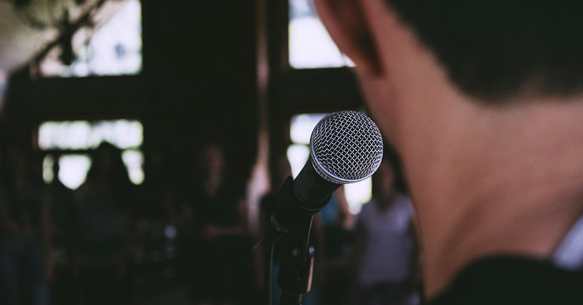 ¿Cómo hacer un discurso memorable que sorprenda a tu audiencia?