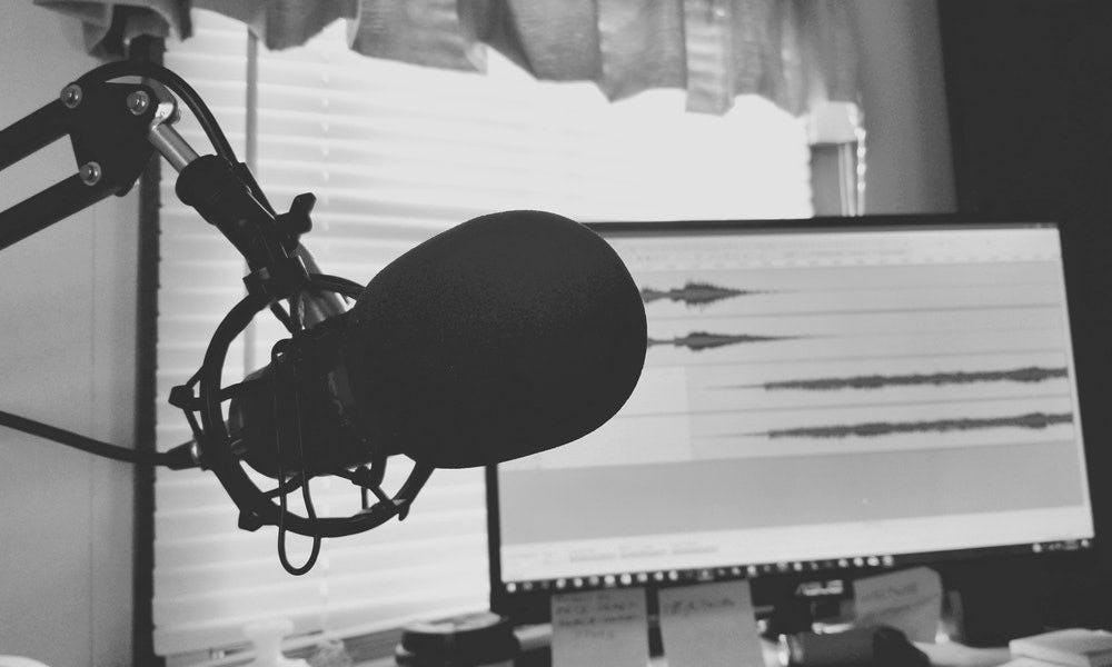 elementos para grabar un podcast