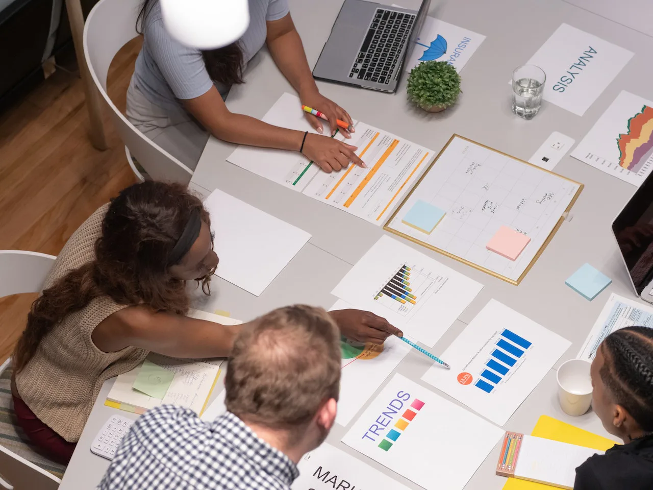 https://crehana-blog.s3.amazonaws.com/media/filer_public/68/3d/683defb7-31bf-42ae-af37-aaa638f7e955/agile-performance-management-software.jpg