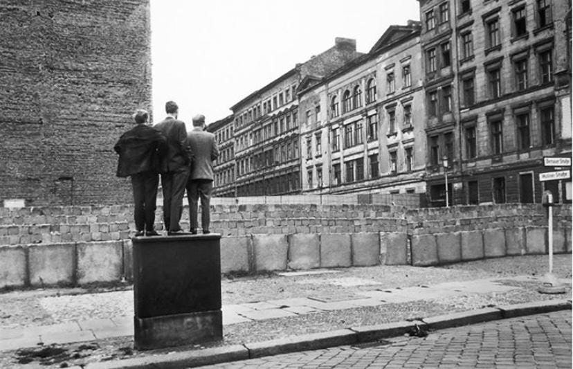 fotógrafos famosos fotos en blanco y negro henri cartier-brensson