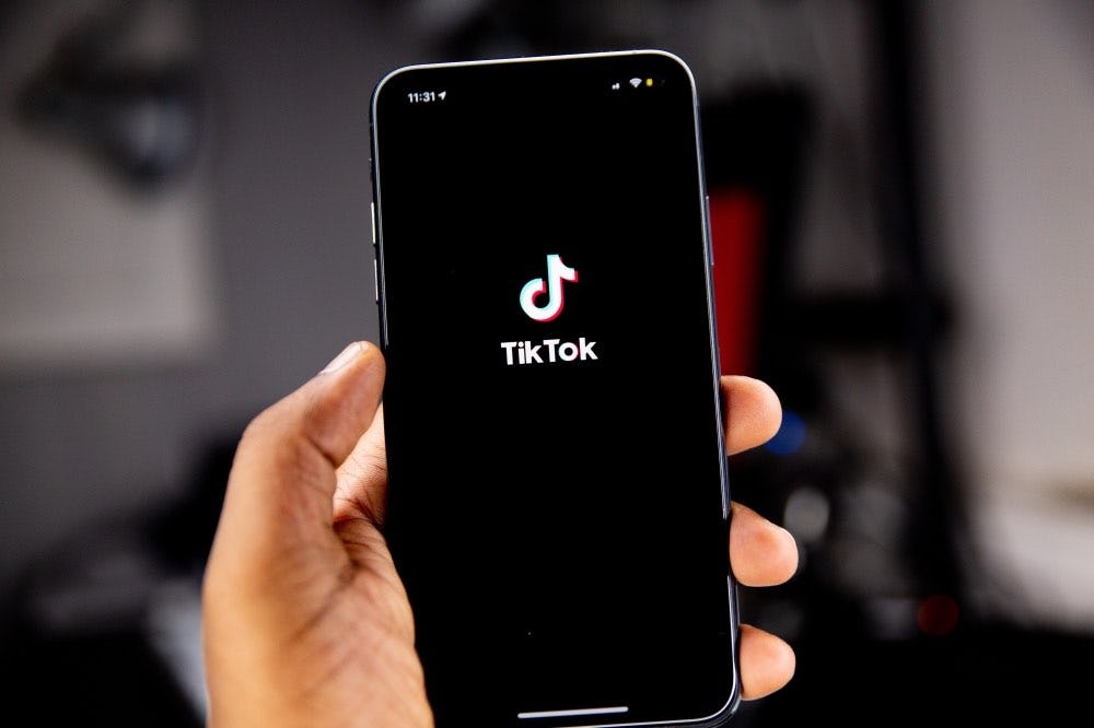 Red social TikTok en el celular