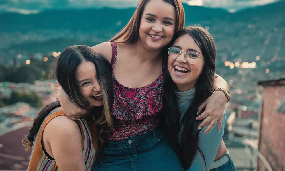 Mejora en la relaciones como uno de los beneficios de la vida sana 