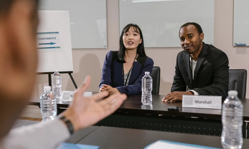 desventajas de una entrevista panel