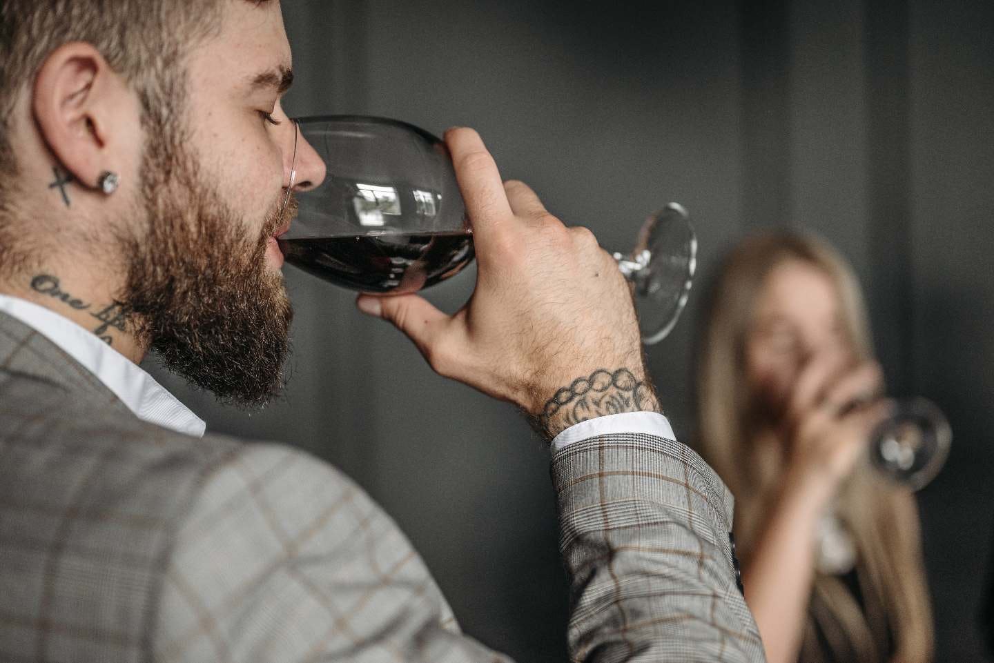 explicacion de funciones de un sommelier