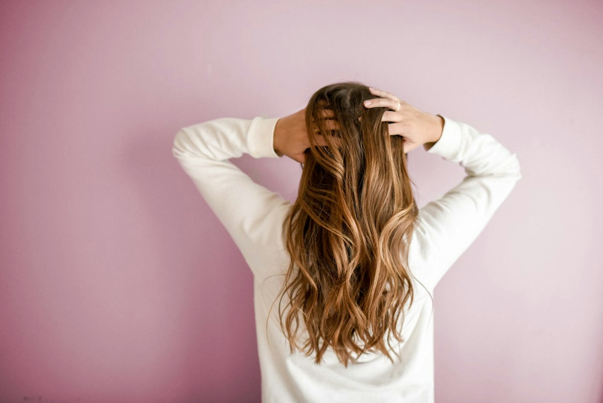 ¿Cómo hacer crecer el pelo más rápido? 5 consejos para un cabello largo y radiante