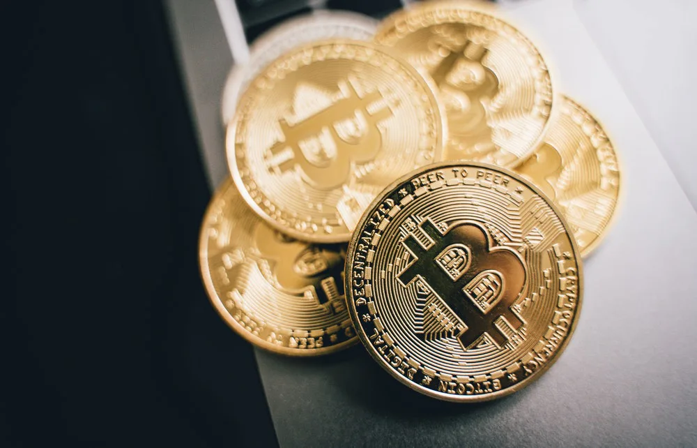 Fotografía de bitcoins.