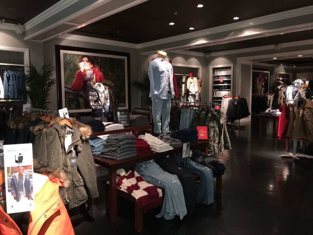 merchandising abercrombie