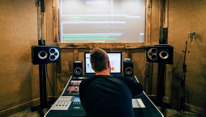 música y sonido en proyecto de animación 3D