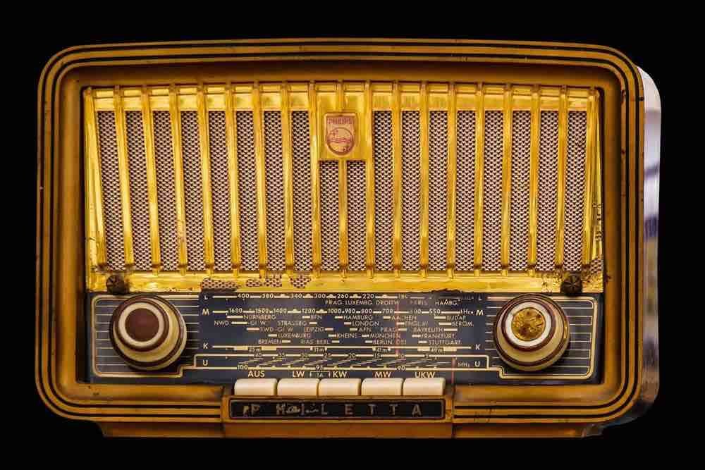 Radio de vulvos Publicidad en la radio