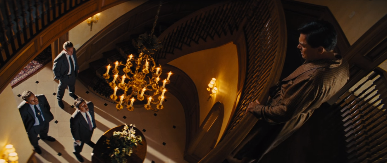 escena el lobo de wall street plano picado