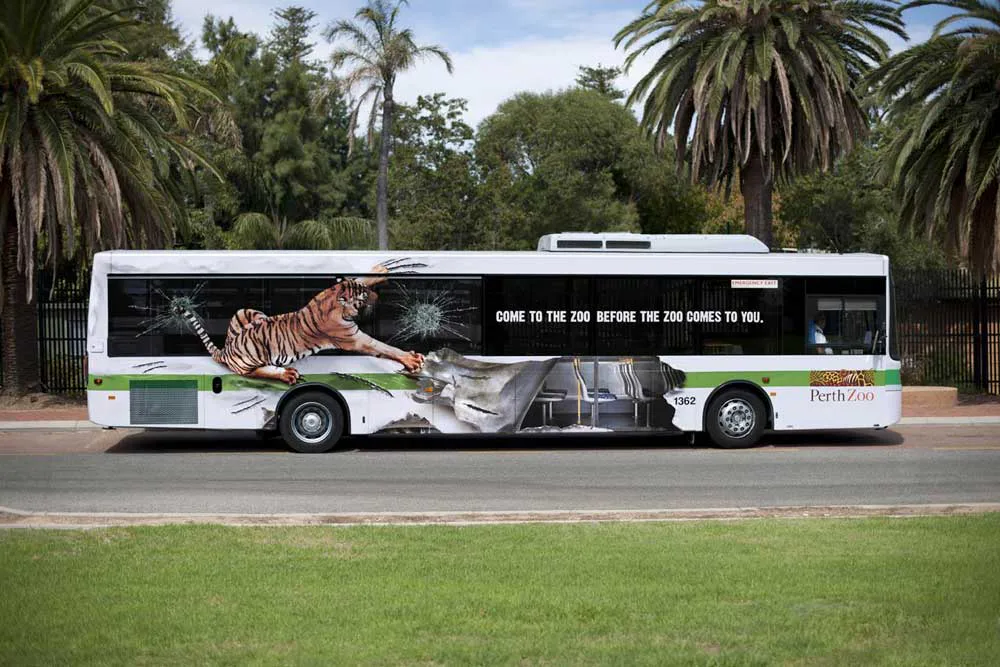 autobus publicitario