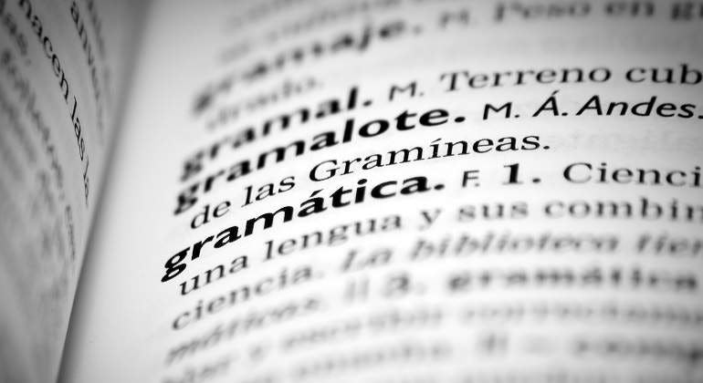 ejercicio creativo usando el diccionario