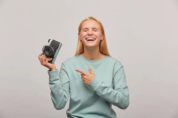 fotógrafa riendo
