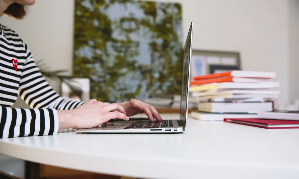 Computadora para hacer uso de la función Reemplazar Lomo de Illustrator 