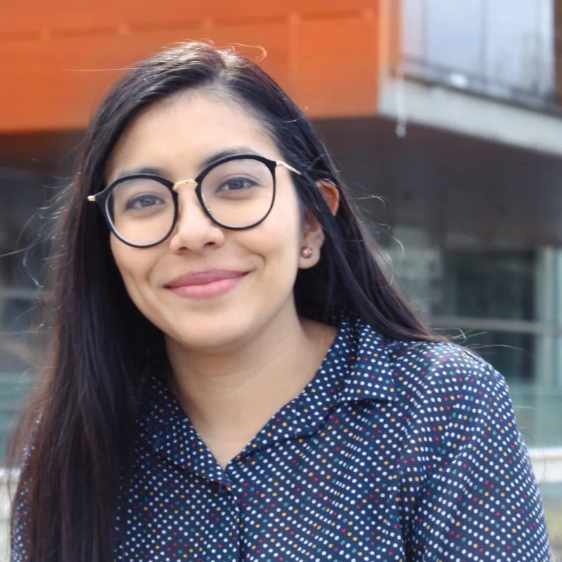 Evelyn Sánchez voluntaria Crehana